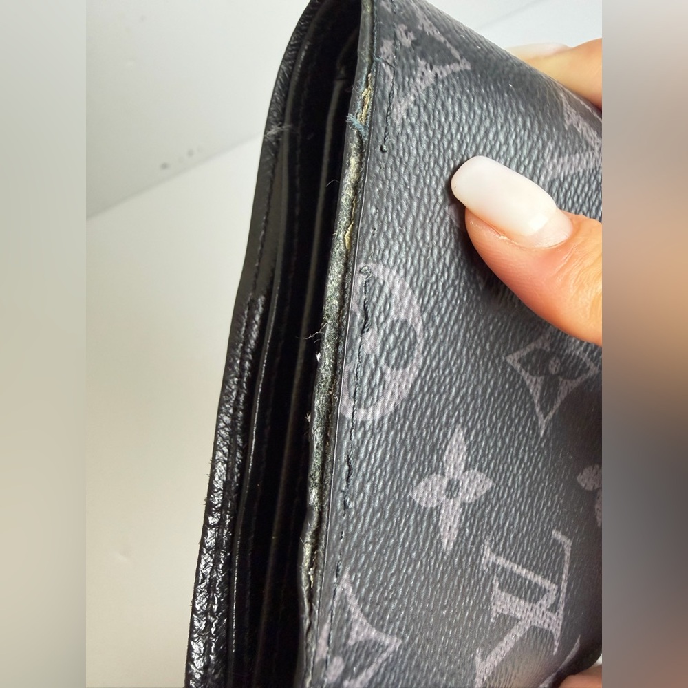 Louis Vuitton Monogram Eclipse Canvas Bifold Wallet - Picture 9 of 12